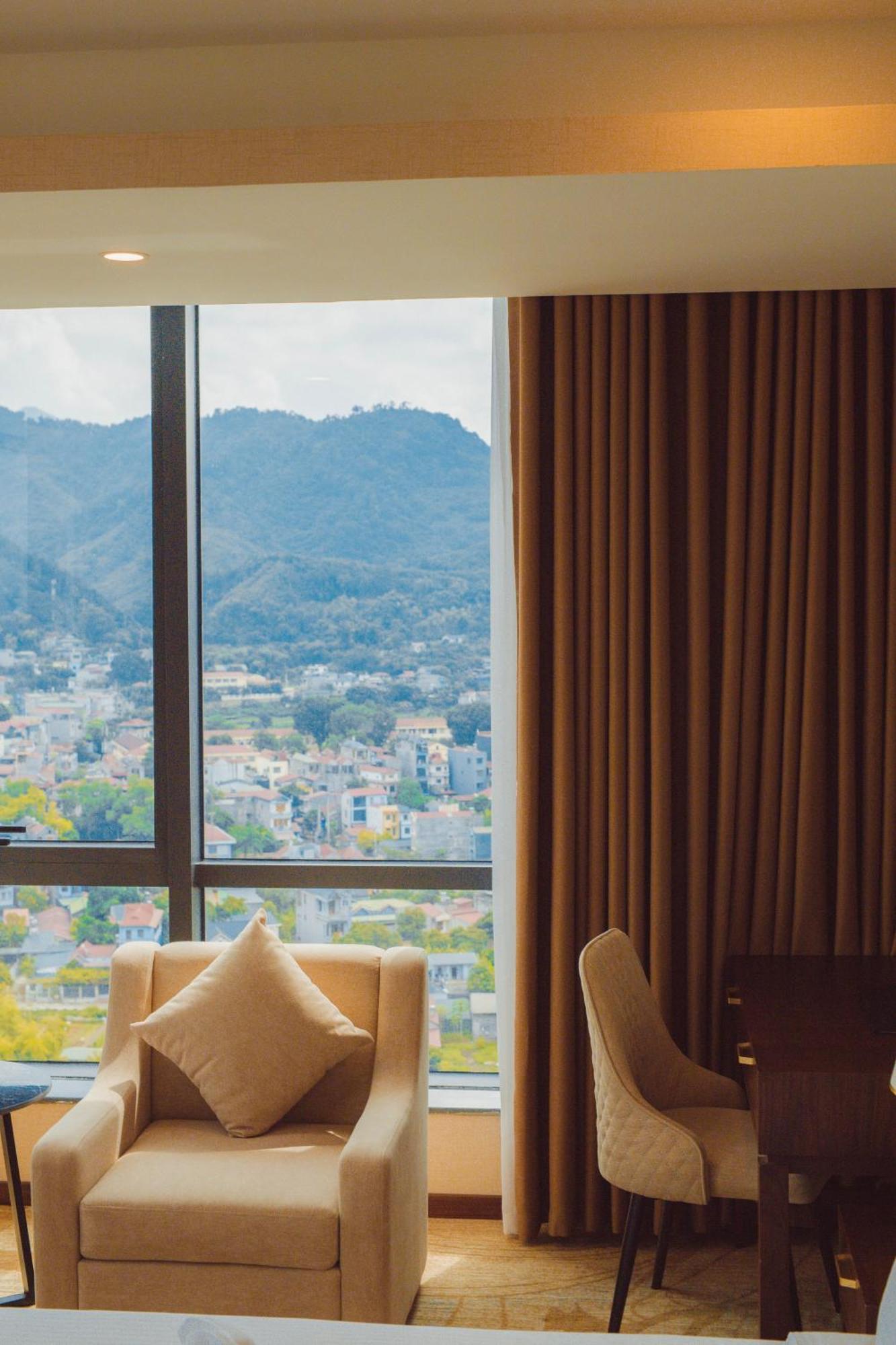 Muong Thanh Luxury Каобанг Экстерьер фото