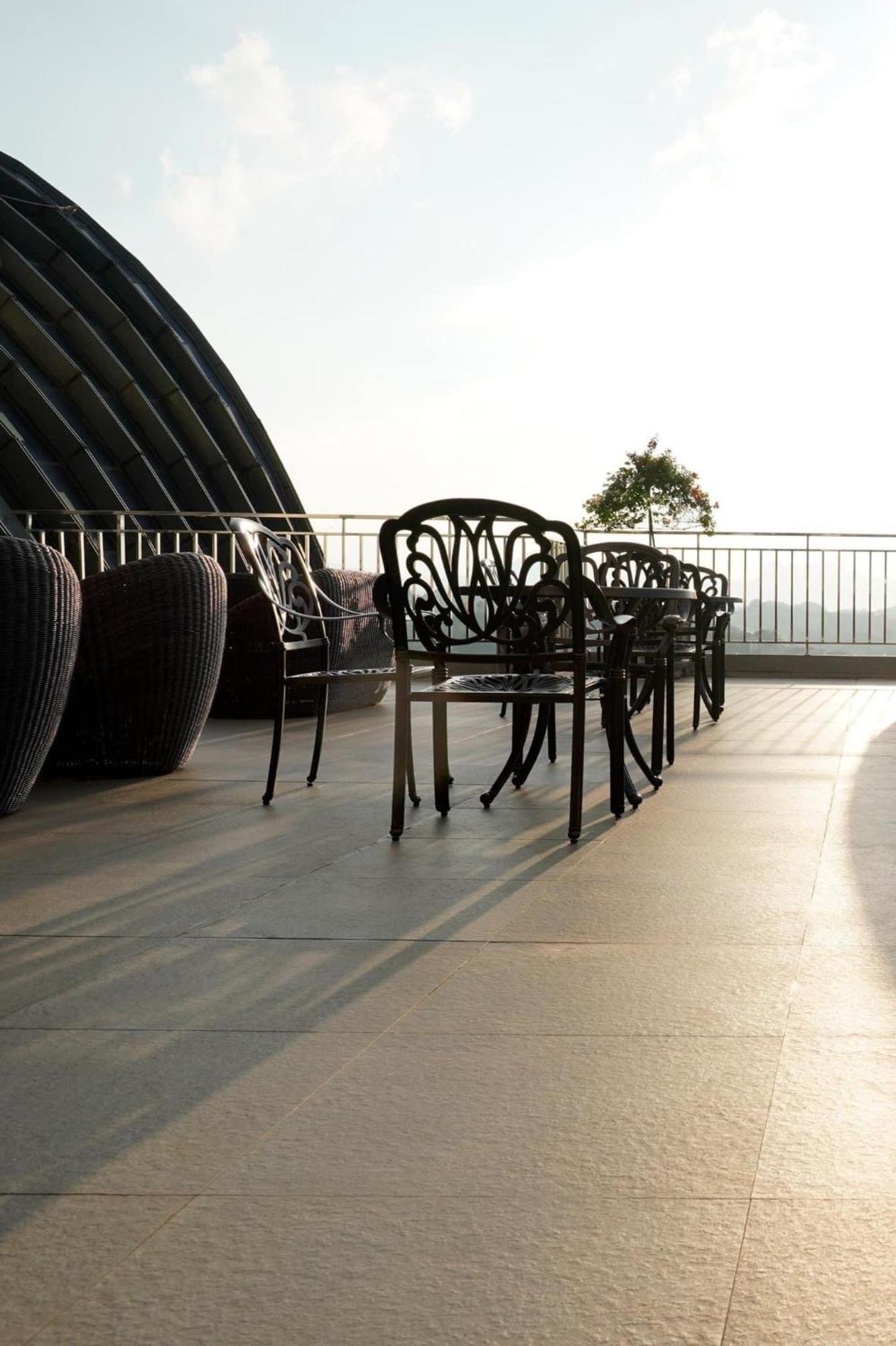 Muong Thanh Luxury Каобанг Экстерьер фото